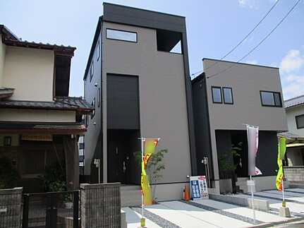 広島市佐伯区五日市中央１丁目の外観