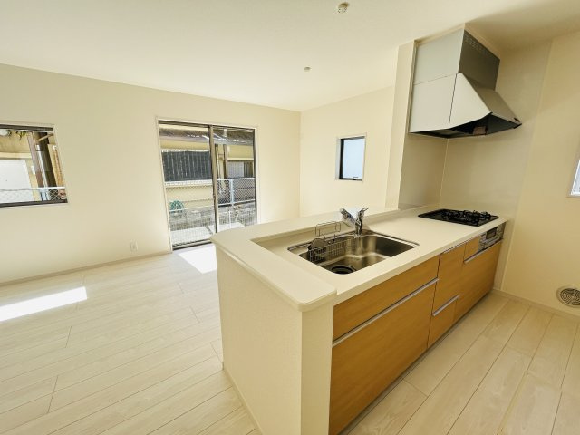 LG南城市知念久手堅　2号棟　＼☆ご成約時 50 万円キャッシュバック☆／のキッチン