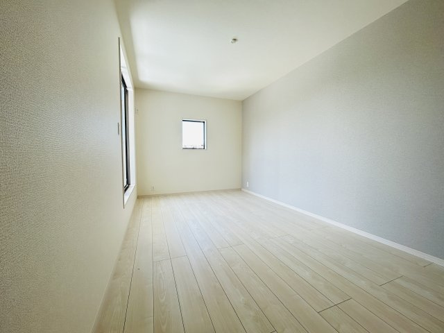 LG南城市知念久手堅　2号棟　＼☆ご成約時 50 万円キャッシュバック☆／の洋室