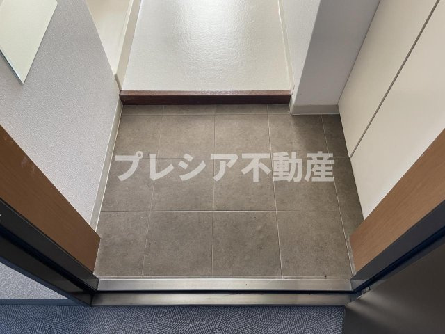 パルメーラ甲子園口の玄関