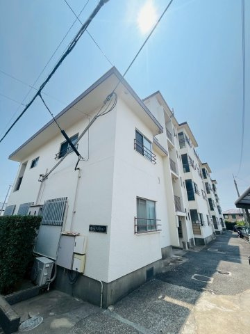 霞が丘マンションの外観