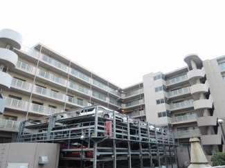 【外観】 | 総戸数79戸、20003年8月築、管理人は日勤勤務につき管理体制良好です♪