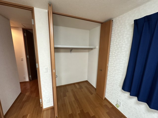 玉津町西河原戸建の収納