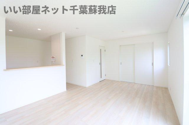 Kolet千葉川戸町の居間・リビング|ゆったり過ごせるリビングです