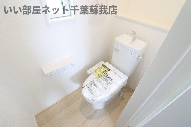 Kolet千葉川戸町のトイレ|ゆったりとした空間のトイレです