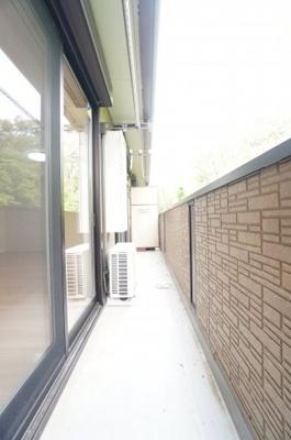 【バルコニー】 | ラ・リアン C | ※同物件・同タイプの写真です。