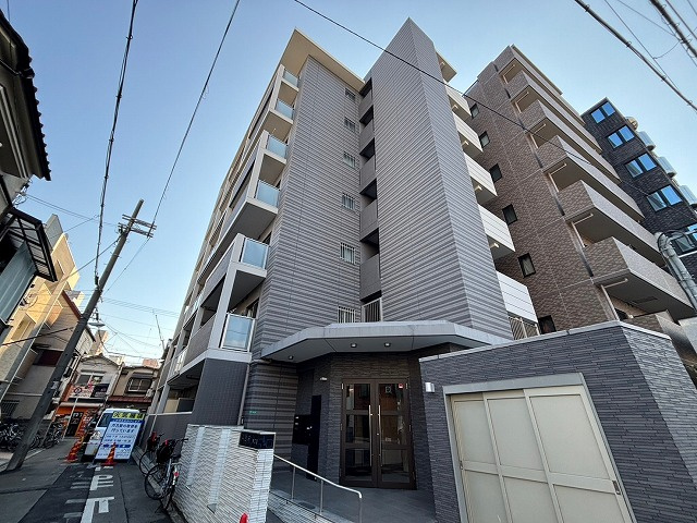 アヴニール東三国の外観