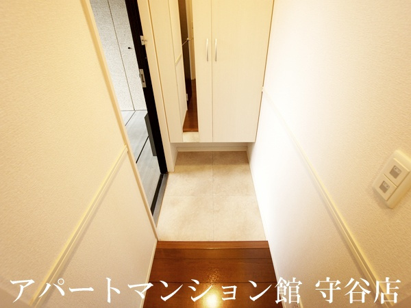 アムールゆめみ野Cの玄関