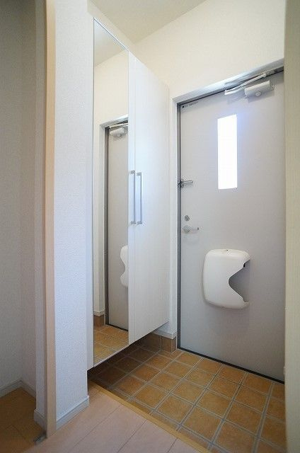 メゾン　ＭＯＲＩＫＯの玄関