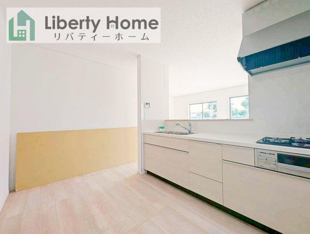 北茨城市大津町北町第12　新築戸建　2号棟のキッチン