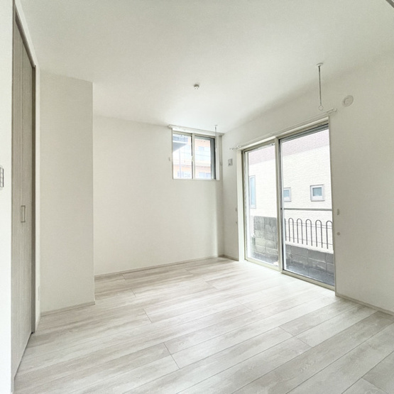 【洋室】 | メゾンジェム