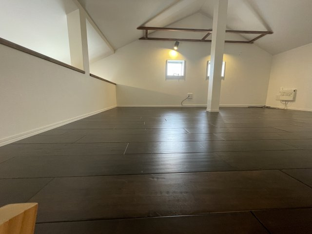 入間市下藤沢5丁目中古戸建のその他|リビングの上には広いロフト付き♪


