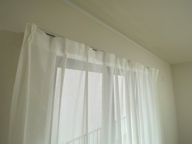 《仲介手数料無料》志木市柏町５丁目6-27(全1戸)新築一戸建てハートフルタウンの洋室|撮影日 2025年9月14日 13:30 晴れ