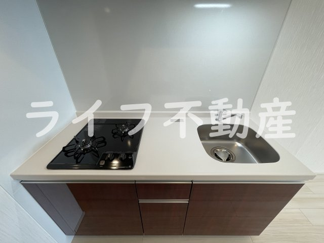 プレジオ永和ASIANのキッチン|コンパクトなキッチンで掃除もラクラク