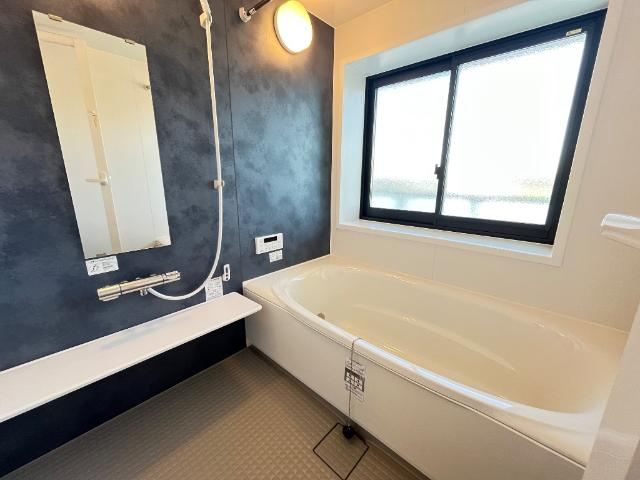 Moon stone（ムーン　ストーン）の浴室|バス