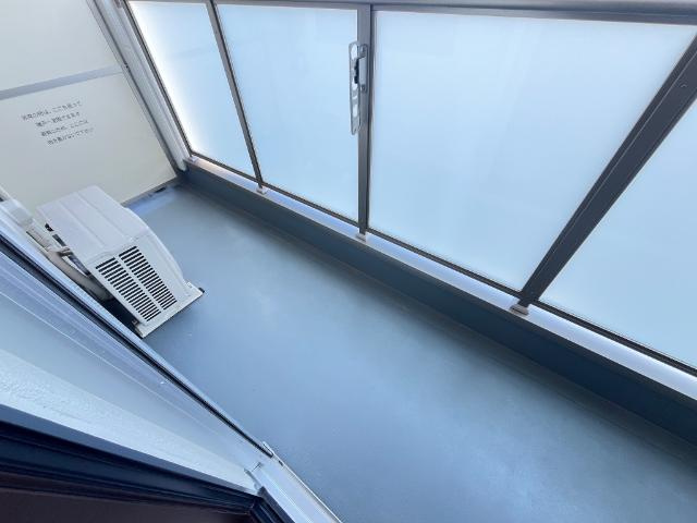 Moon stone（ムーン　ストーン）のバルコニー|ベランダ