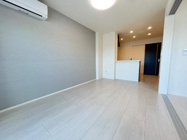 Moon stone（ムーン　ストーン）の居間・リビング|リビング