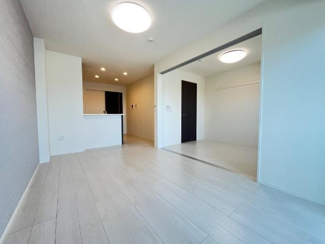 Moon stone（ムーン　ストーン）の居間・リビング|リビング