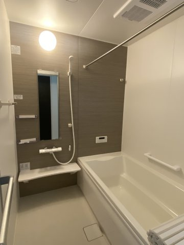 《仲介手数料無料》志木市柏町６丁目29-75(全1戸)新築一戸建てファーストタウンの浴室|撮影日 2025年9月14日 13:30 晴れ