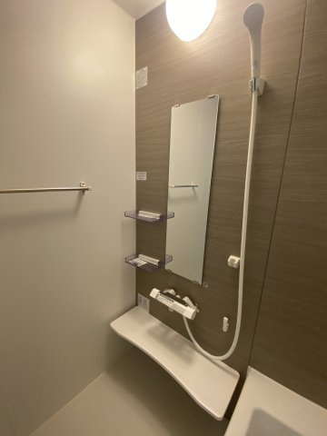 《仲介手数料無料》志木市柏町６丁目29-75(全1戸)新築一戸建てファーストタウンの浴室|撮影日 2025年9月14日 13:30 晴れ