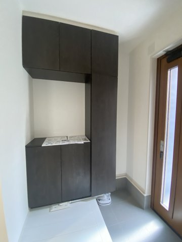 《仲介手数料無料》志木市柏町６丁目29-75(全1戸)新築一戸建てファーストタウンの玄関|撮影日 2025年9月14日 13:30 晴れ