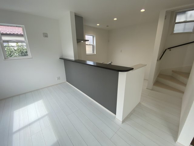 《仲介手数料無料》志木市柏町６丁目29-75(全1戸)新築一戸建てファーストタウンのキッチン|撮影日 2025年9月14日 13:30 晴れ