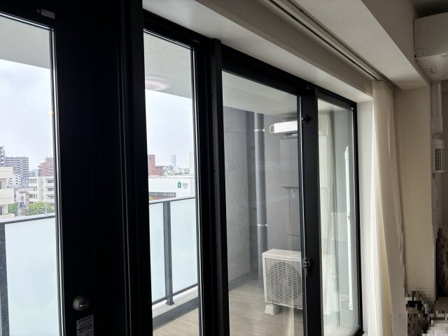 中古マンション　プラウドタワー豊橋のその他共用部分|リビングからバルコニーへ抜けられます♪