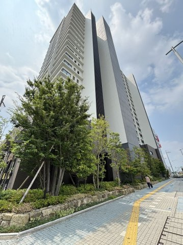 中古マンション　プラウドタワー豊橋の外観|鉄筋コンクリート造の20階建分譲マンションです♪