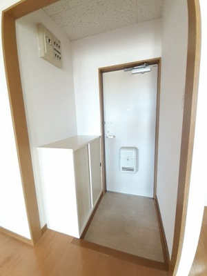 【玄関】 | エルディム内田Ｂ | きれいな玄関です