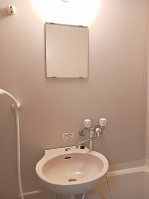 【洗面所】 | オーキッドテラス平井 | コンパクトで使いやすい洗面所