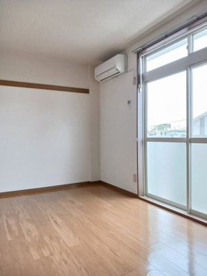 【居間・リビング】 | オーキッドテラス平井 | 内装も気になるポイント