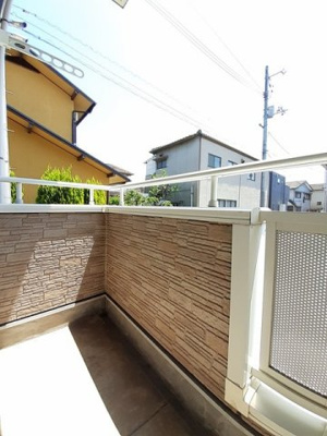 【バルコニー】 | ビラ・エテルネルＢ | 開放的で明るい空間を演出してくれるバルコニーです