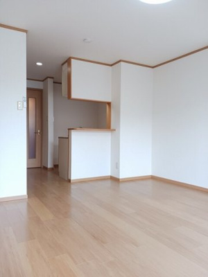 【内装】 | ビラ・エテルネルＢ | 明るい色調の室内です