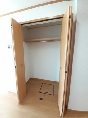 【収納】 | ビラ・エテルネルＢ | 小物を収納するのに便利です