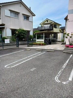 【駐車場】 | シエヌー | 駐車場完備です