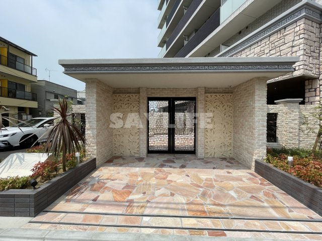 プレジオ永和ASIANのエントランス