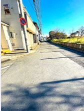 【前面道路含む現地写真】