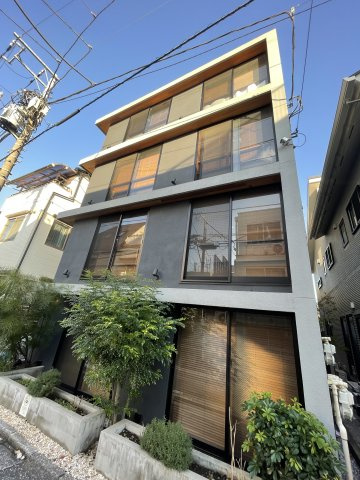 trias226の外観