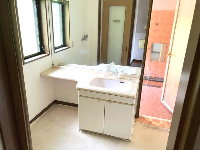 日高町殿　中古戸建　4LDK・3LDKの洗面所