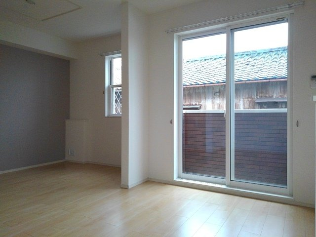 ブリッサ北の居間・リビング