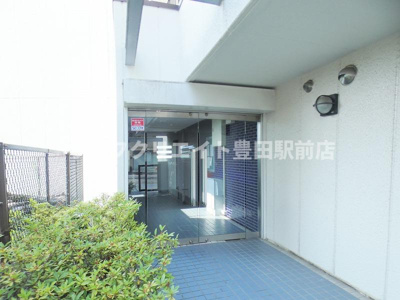 【エントランス】 | ブルーパールビル