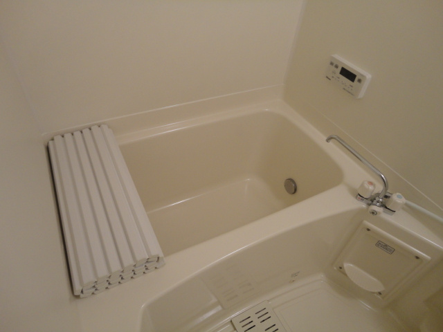 ハウスソレイユの浴室|バス