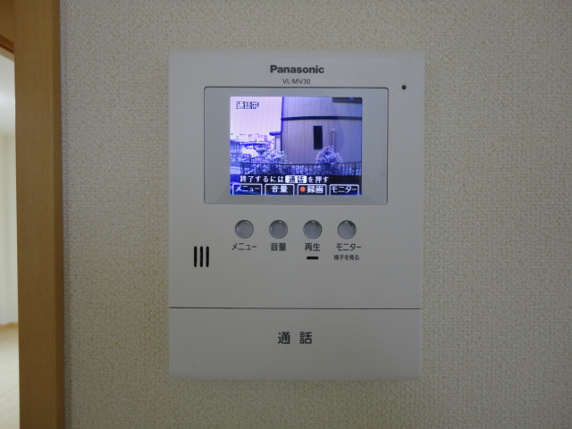 ハウスソレイユの内装|カメラ付インターホン