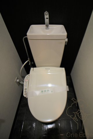 コート十三のトイレ