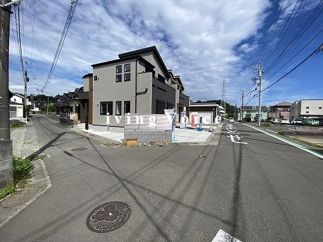 【前面道路含む現地写真】 | 【仲介手数料０円】中郡二宮町二宮　新築一戸建て　1号棟　全2棟 | 中郡二宮町二宮　新築一戸建て　全2棟