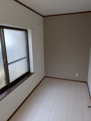 下市場町　戸建の居間・リビング