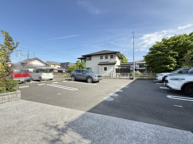 シャーメゾン 莉Ⅰの駐車場