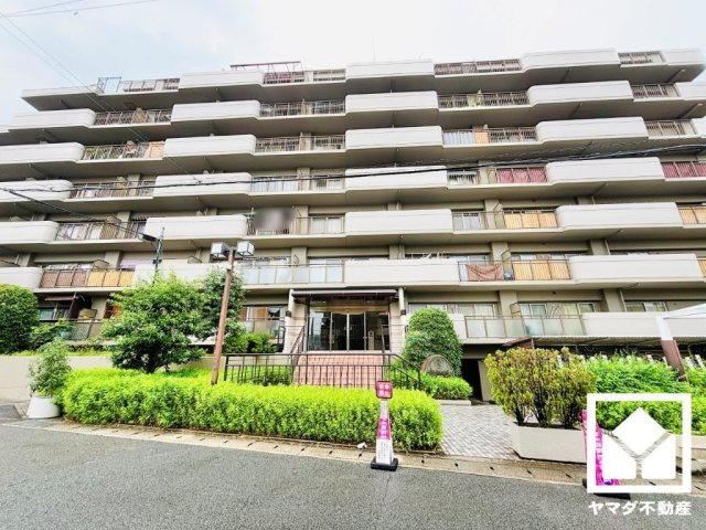 ルネ伏見東の外観