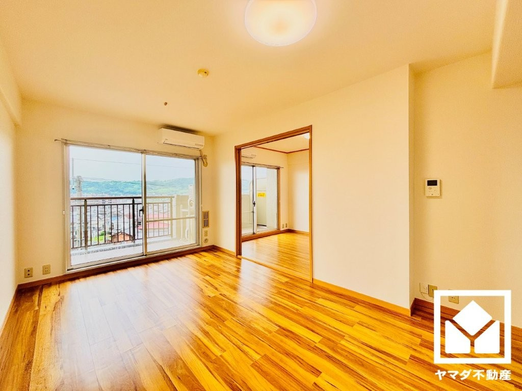 ルネ伏見東の居間・リビング