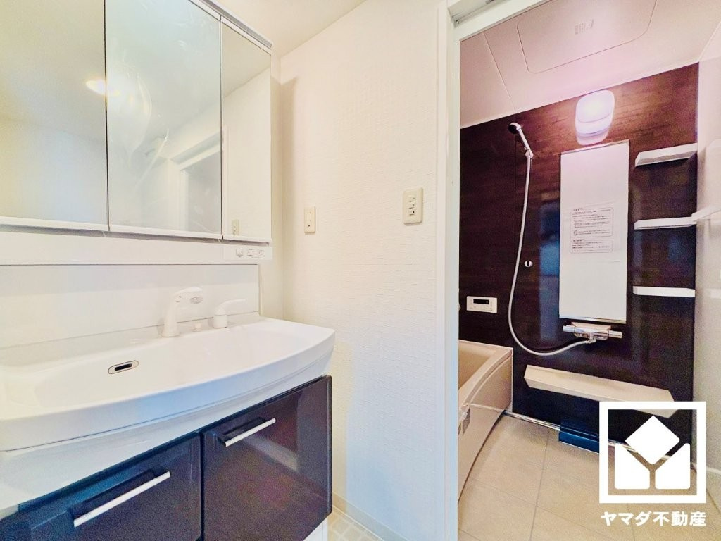 ルネ伏見東の洗面所